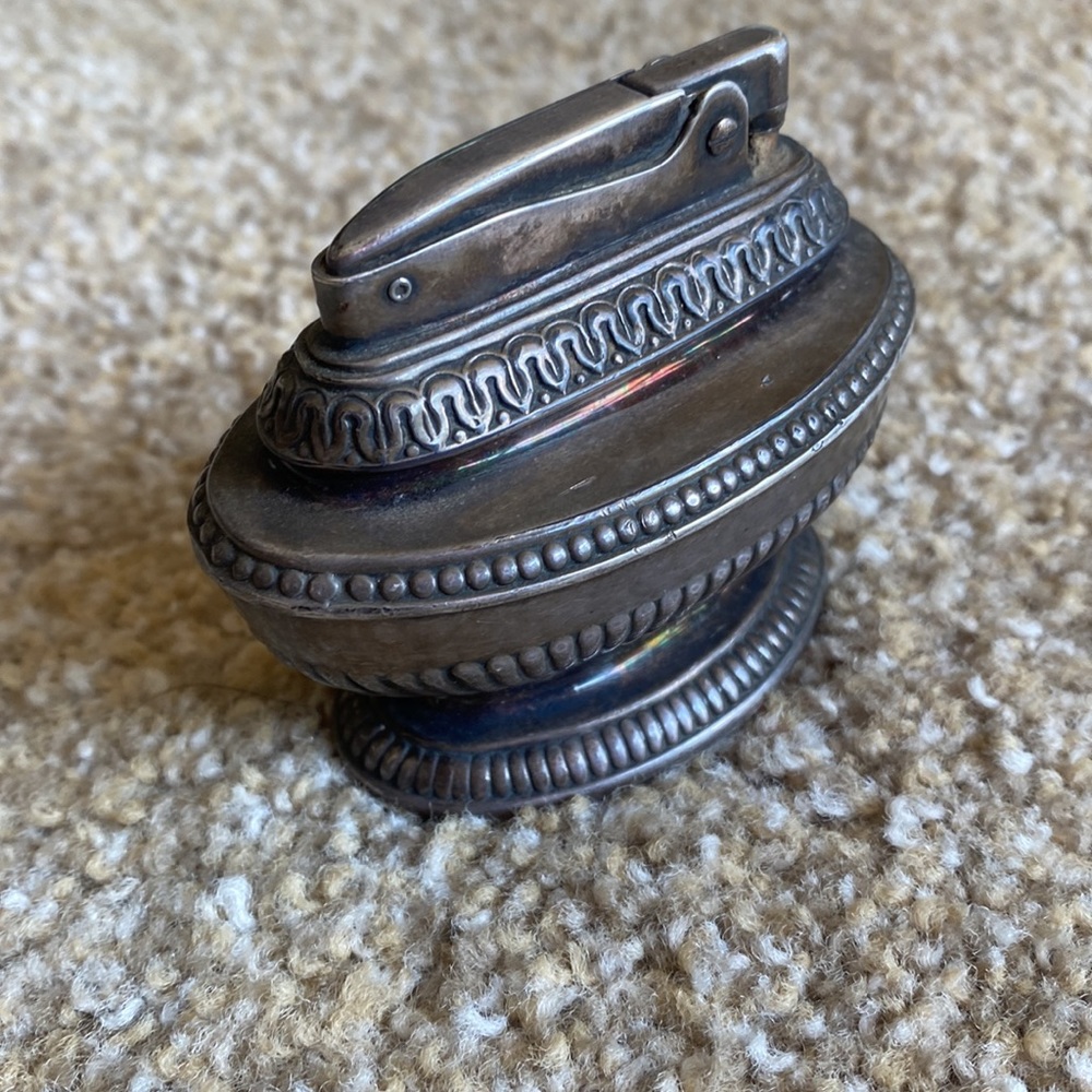 Ronson Queen Anne vintage piece
